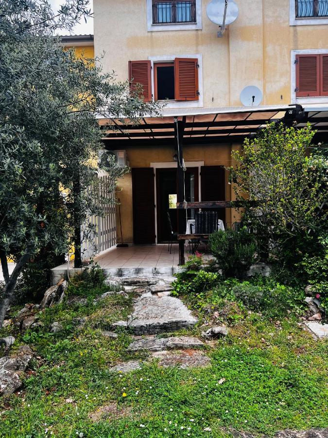 Fortuna Apartment Tar-Vabriga Exteriér fotografie