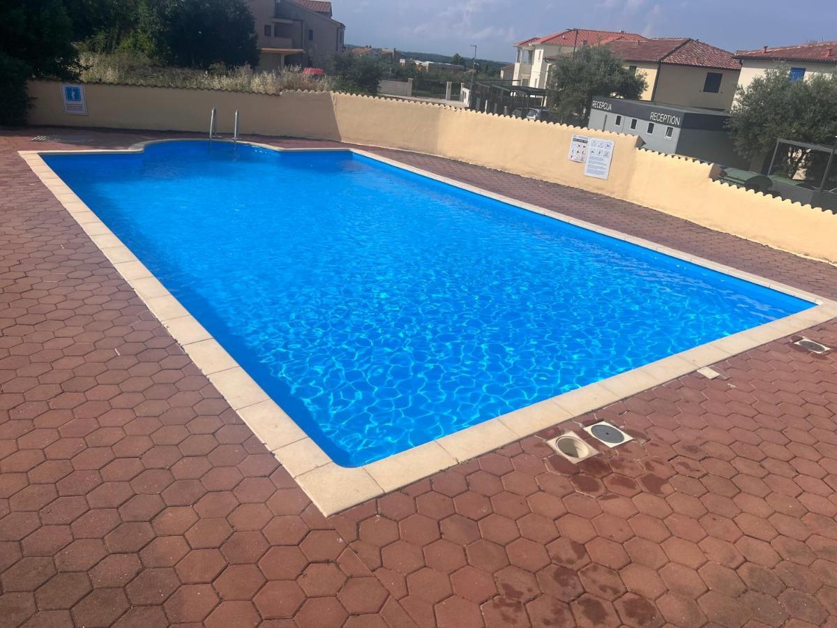 Fortuna Apartment Tar-Vabriga Exteriér fotografie